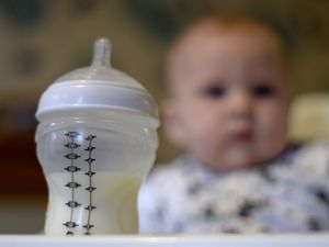 Supporting image for story: Food safety watchdog confirms presence of toxin in baby formula