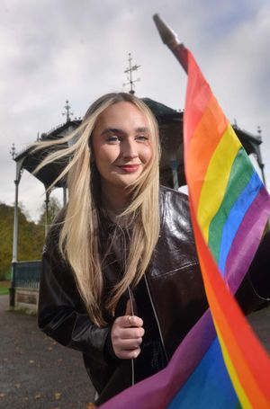 Samira Hills has just released her new single, Nice Catch