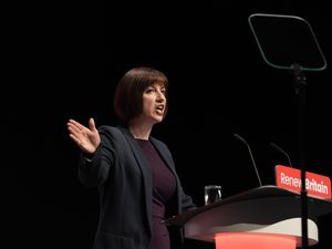 Supporting image for story: Phillipson sets new phonics test target for year 1 children