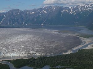Supporting image for story: Alaskan glacier melt has accelerated sharply in recent years, study finds