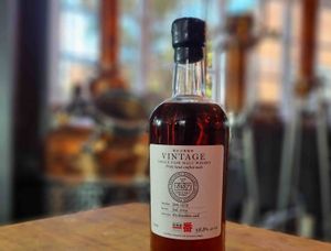 Supporting image for story: Rare 35-year-old Japanese whisky found on wardrobe in Staffordshire could fetch £12k at auction