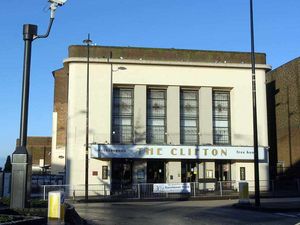 Supporting image for story: Man's jaw broken by single punch in Sedgley pub