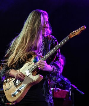 Joanne Shaw Taylor at Bilston's Robin 2. Pictures by: Andy Shaw