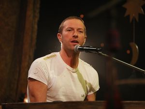 Supporting image for story: Chris Martin thanks famous faces who have ‘mentored’ him during his career