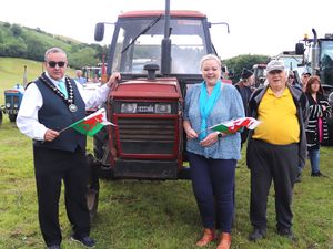 Supporting image for story: Leg Club and Cancer Research benefit from Nantmel Tractor Run
