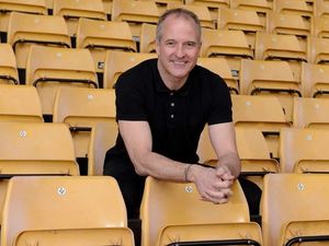 Supporting image for story: Steve Bull: Pundits are taking notice of Wolves at last