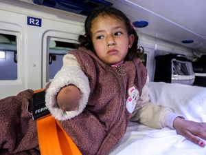 Injured Palestinian girl