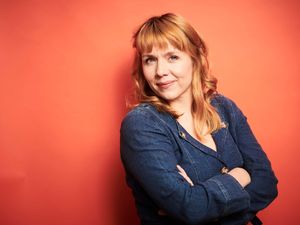 Supporting image for story: Kerry Godliman: Oscars slap falsely tied live comedy to threat or violence