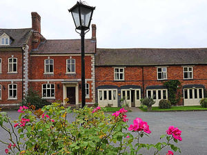 Supporting image for story: Award-winning Shropshire pub may get new lease of life as home