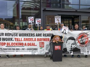 Supporting image for story: Birmingham bin workers stage demo outside LGA conference in Liverpool as their strike continues