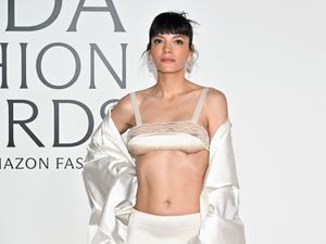 Supporting image for story: Lily Allen wears eye-catching outfit at fashion awards ceremony