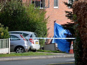 Supporting image for story: Man shot in chest at point blank range over £175 drug debt, murder trial hears