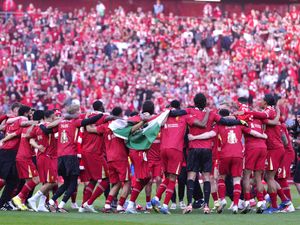 Supporting image for story: 7 memorable moments from 2024-25 Premier League season