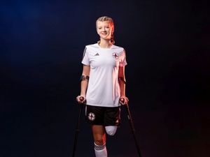 Annabel Kiki is Lioness footballer who lost a leg to cancer aged 13.  