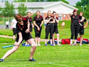 Supporting image for story: England aces are a smash hit at festival