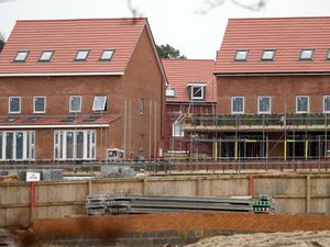 Supporting image for story: Former minister calls for ban on ‘exploitative’ estate management fees