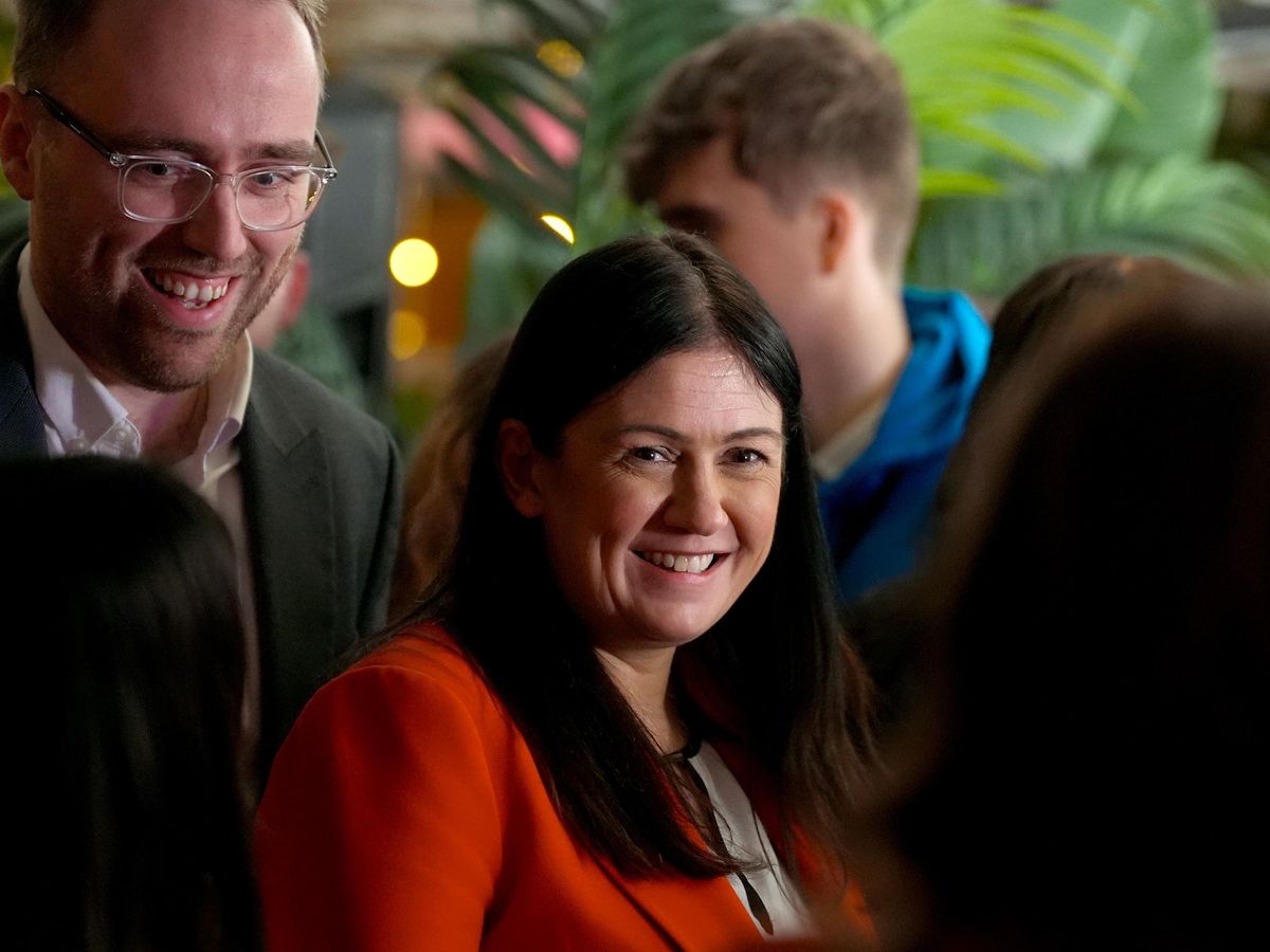 UK will ‘keep close eye’ on Australia’s under-16s social media ban – Lisa Nandy