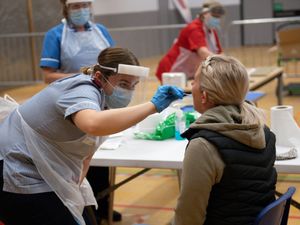 Supporting image for story: Week-on-week fall in number of people testing positive for Covid-19 in England