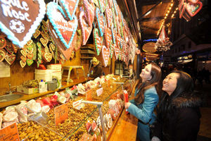 Supporting image for story: Birmingham's Frankfurt Christmas Market opens today - as city hopes for record visitors