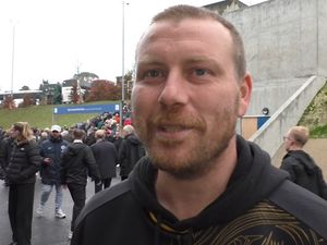 Supporting image for story: 'There's no way we're going down, we're too good!' Wolves fans on stunning Brighton comeback