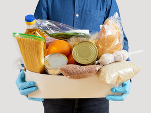 Supporting image for story: Rotary told Shrewsbury food bank is feeding 100 people a week