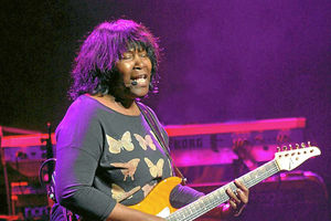 Supporting image for story: Review: Joan Armatrading at Theatre Severn