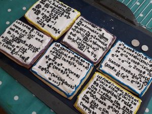 Supporting image for story: Teacher pipes complex maths on biscuits as leaving gift for students