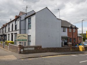 Supporting image for story: New owner for West Midlands care home