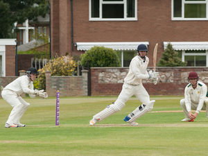 Supporting image for story: Dillon Pennington signs pro Worcestershire deal