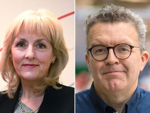 Supporting image for story: Diane Abbott steps up pressure on Tom Watson amid Labour anti-Semitism row