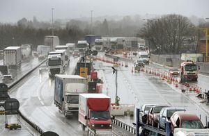 The warning comes amid the ongoing major works at the Oldbury Viaduct on the M5