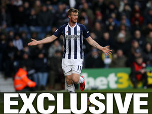 Supporting image for story: Chris Brunt laid into West Brom team-mates and questioned Alan Pardew's tactics in dressing room row