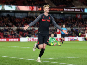 Supporting image for story: Shrewsbury Town: Sam Clucas’ age does not concern me - Dave Edwards