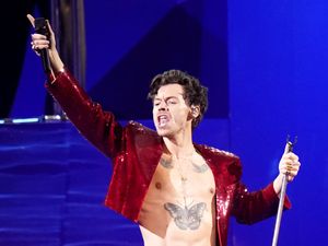 Supporting image for story: Harry Styles breaks Wembley record for most shows by solo artist in one tour