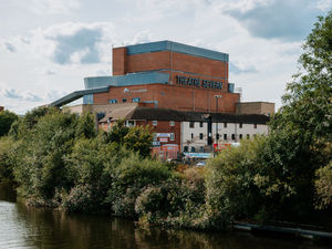 Theatre Severn with Frankwell Quay Warehouse - the white building - in the foreground.
