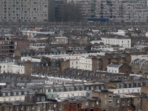 Supporting image for story: Rents reach new record high with average home receiving 25 inquiries – Rightmove