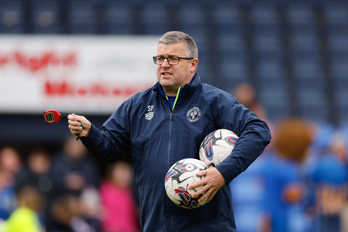 Michael Appleton jokes Sean Parrish failed to get Wolves secrets ahead of FA Cup clash