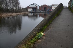 DUDLEY COPYRIGHT TIM STURGESS NATIONAL WORLD 11/02/25. Tributes to a man who was found in the canal water near Astle's/Primrose bridge, Dudley on Friday. He was confirmed dead at the scene.