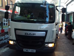 Supporting image for story: Neighbours 'concerned' as Pride Hill work rumbles on