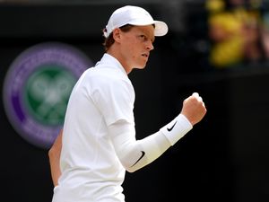 Supporting image for story: Jannik Sinner’s elbow passes the test as top seed swats aside Ben Shelton