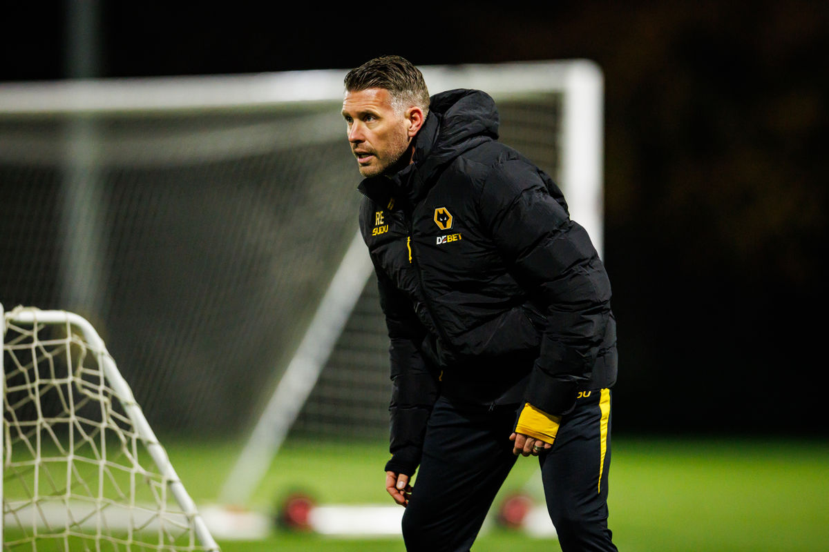 Theyre ready for the challenge - Rob Edwards backs players for Wolves fight