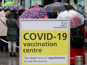 Supporting image for story: UK coronavirus infections have levelled off – official data
