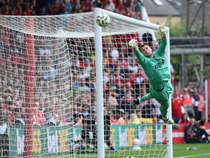 Supporting image for story: Wolves' Sam Johnstone makes England admission