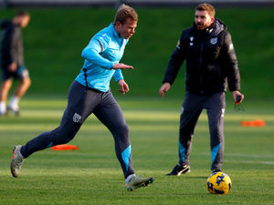 Supporting image for story: 19 of the best snaps as West Brom train in preparation for QPR - gallery