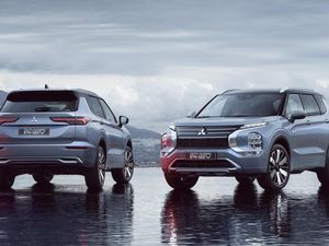 Supporting image for story: Mitsubishi to launch new Outlander PHEV SUV and L200 pick-up truck next summer