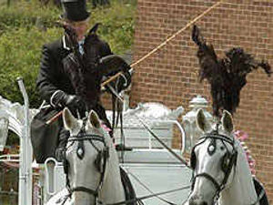 Supporting image for story: Final farewell to Elvis fan Eunice