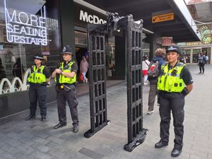 Supporting image for story: Police 'keep up the pressure on knife crime' as part of nationwide campaign