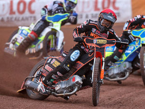 Supporting image for story: Wolverhampton Wolves start road trip with tough test