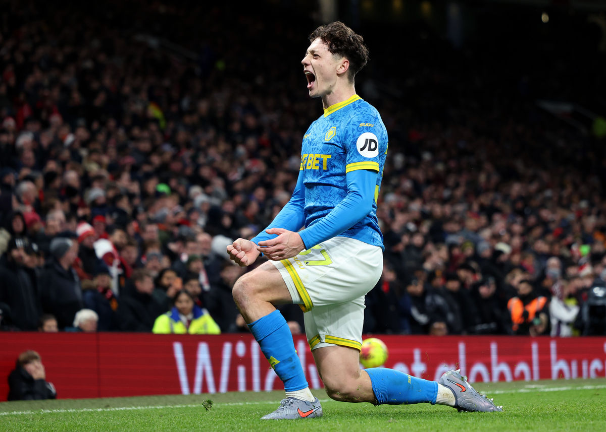 Manchester United 1 Wolves 1 - Report