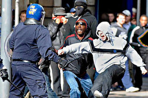 Supporting image for story: Riots: Cameron calls in water cannon